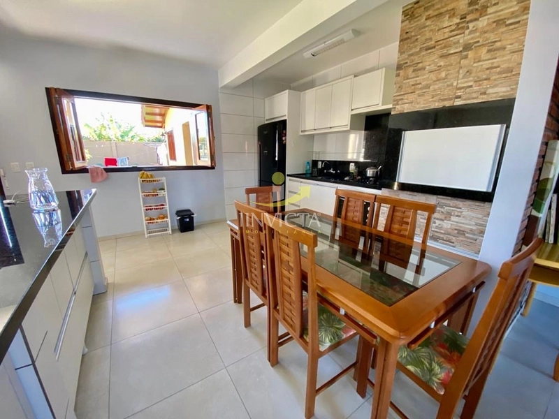 Excelente sobrado mobiliado com suíte, sacadas e garagem privativa: 10ª foto da galeria de imagens do imóvel