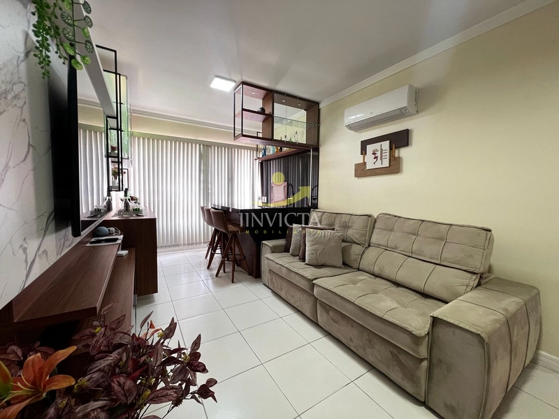 Apartamento mobiliado com suíte e living amplo na Zona Nova!: 13ª foto da galeria de imagens do imóvel
