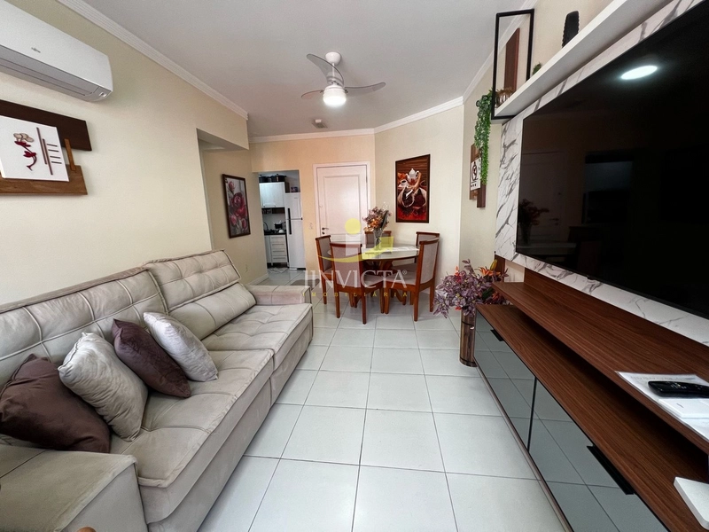 Apartamento mobiliado com suíte e living amplo na Zona Nova!: 2ª foto da galeria de imagens do imóvel