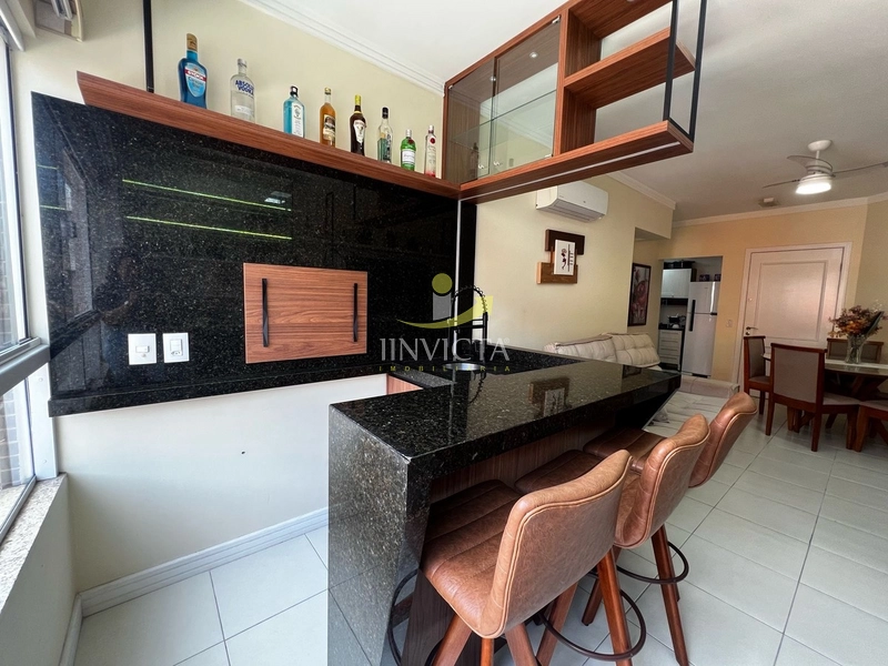 Apartamento mobiliado com suíte e living amplo na Zona Nova!: 11ª foto da galeria de imagens do imóvel
