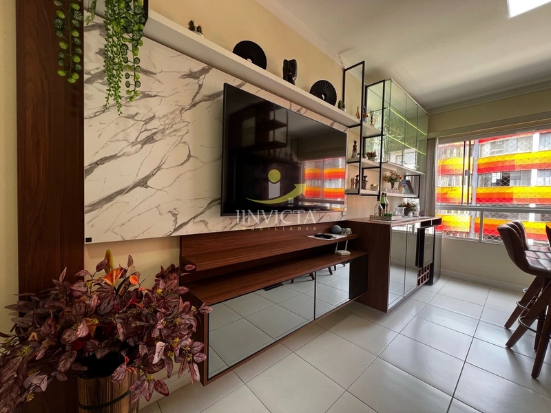 Apartamento mobiliado com suíte e living amplo na Zona Nova!: 4ª foto da galeria de imagens do imóvel