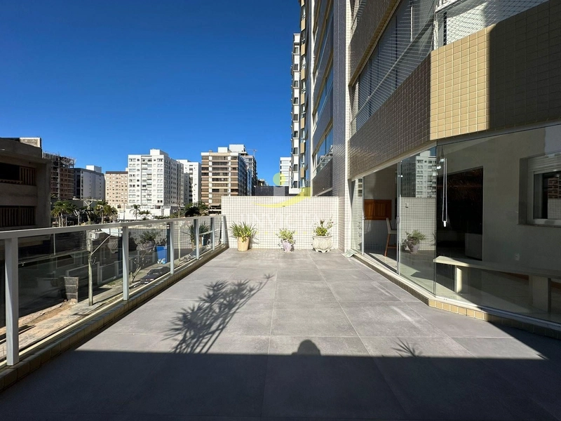 AMPLO 2 DORMITÓRIOS COM TERRAÇO, MOBILIADO E DECORADO!!!: 17ª foto da galeria de imagens do imóvel
