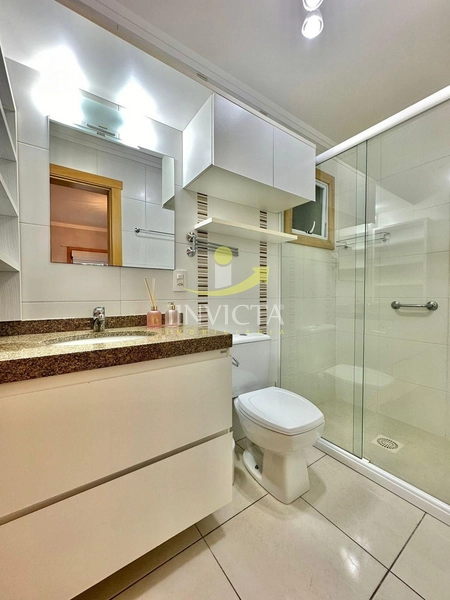 AMPLO 2 DORMITÓRIOS COM TERRAÇO, MOBILIADO E DECORADO!!!: 32ª foto da galeria de imagens do imóvel
