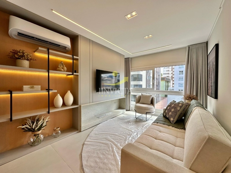 Apartamento 02 Dormitórios Mobiliado e Decorado: 1ª foto da galeria de imagens do imóvel