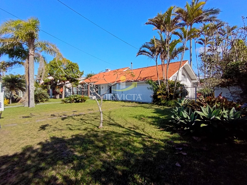 CASA 04 DORMITÓRIOS COM 02 TERRENOS EM ATLÂNTIDA: 1ª foto da galeria de imagens do imóvel