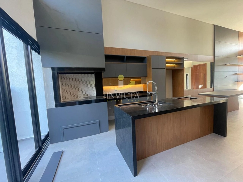 casa terrea com 4 suites em condominio fechado em Xangri-lá: 2ª foto da galeria de imagens do imóvel
