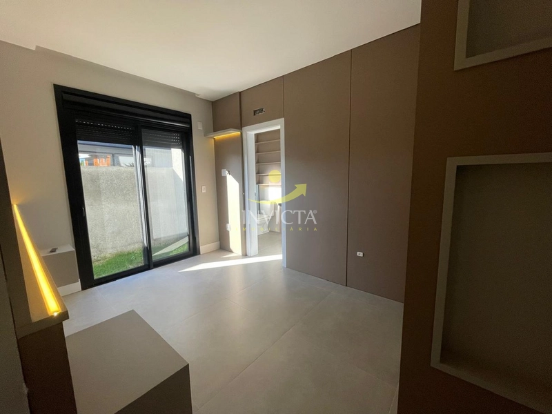 casa terrea com 4 suites em condominio fechado em Xangri-lá: 7ª foto da galeria de imagens do imóvel