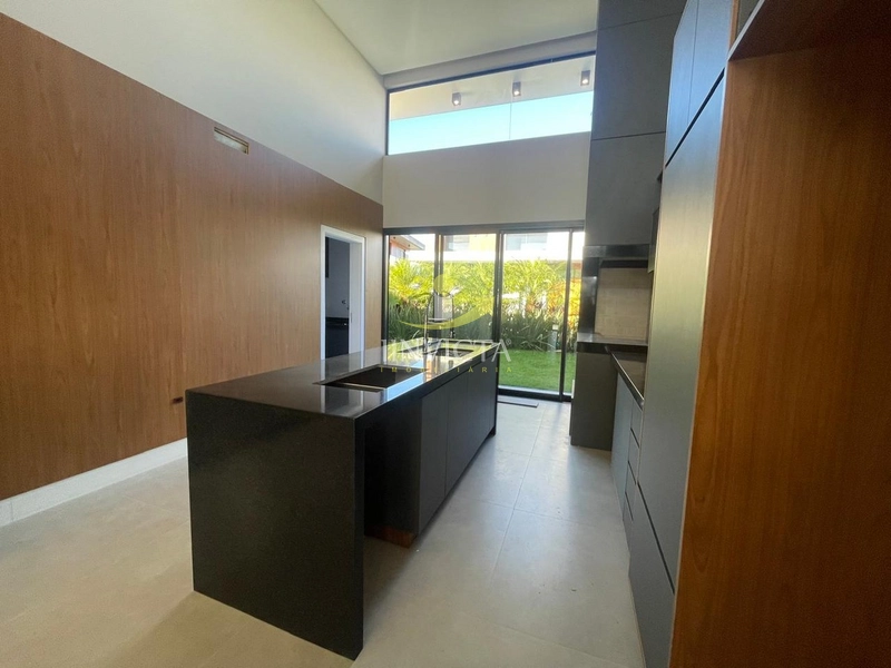 casa terrea com 4 suites em condominio fechado em Xangri-lá: 3ª foto da galeria de imagens do imóvel