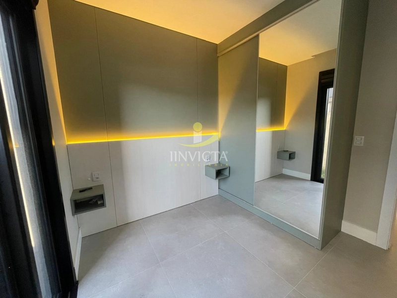 casa terrea com 4 suites em condominio fechado em Xangri-lá: 5ª foto da galeria de imagens do imóvel