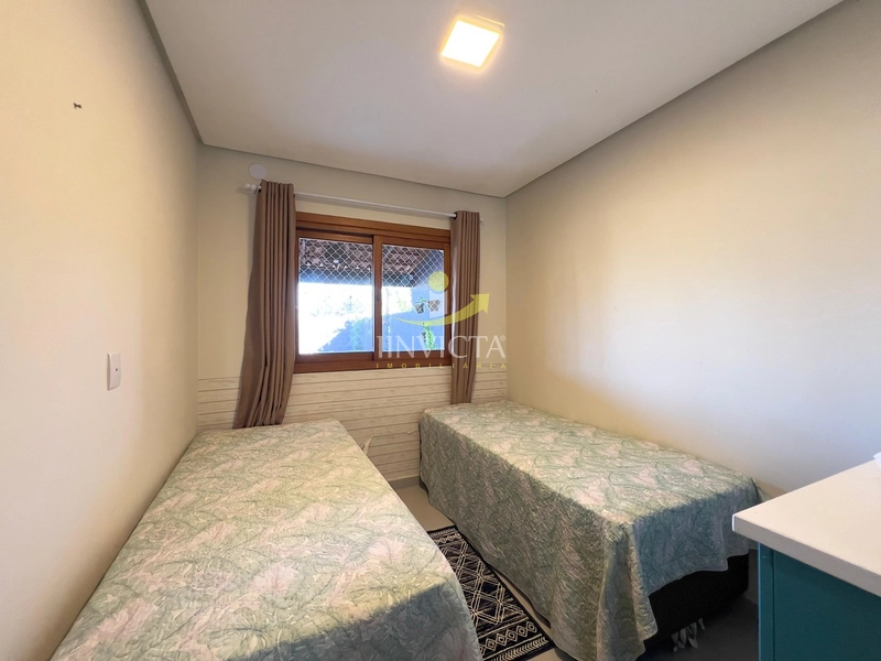 Sobrado Mobiliado e Decorado a 03 Quadras do Mar em Capão da Canoa: 9ª foto da galeria de imagens do imóvel