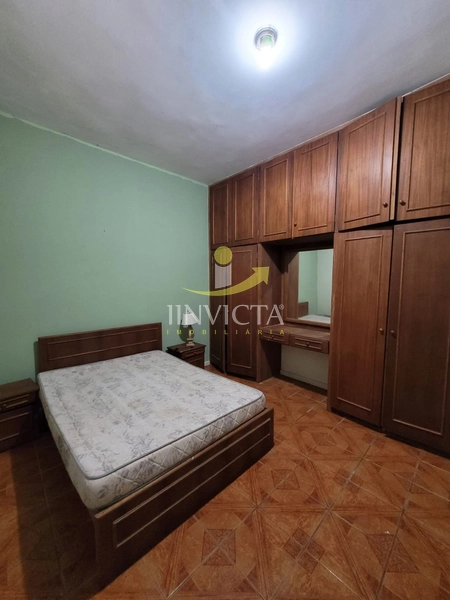 Apartamento de 2 dormitórios disponível para locação anual.: 3ª foto da galeria de imagens do imóvel
