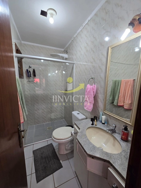 AMPLO 3 DORMITÓRIOS NO CENTRO  A POUCOS METROS DO MAR!!!!!: 6ª foto da galeria de imagens do imóvel