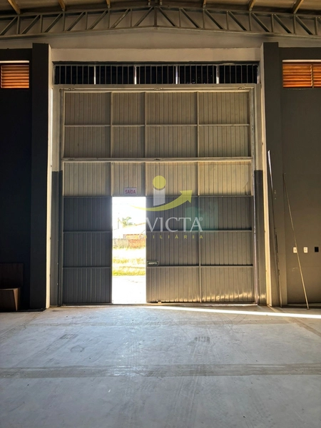 Pavilhão disponível para locação anual.: 17ª foto da galeria de imagens do imóvel