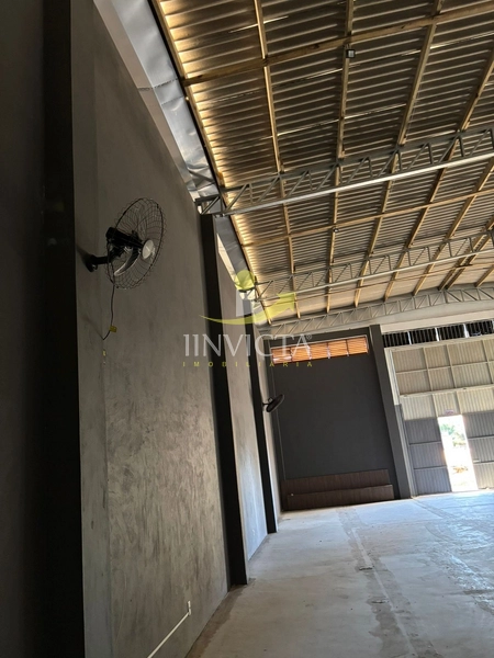 Pavilhão disponível para locação anual.: 16ª foto da galeria de imagens do imóvel