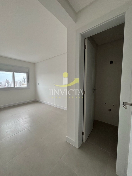 Apartamento com 2 suítes disponível para locação anual.: 7ª foto da galeria de imagens do imóvel