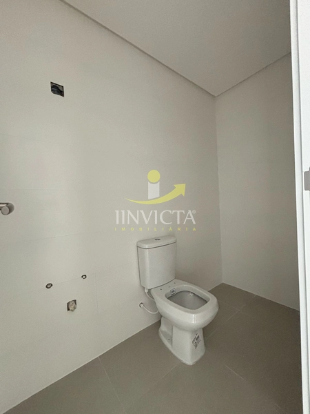 Apartamento com 2 suítes disponível para locação anual.: 9ª foto da galeria de imagens do imóvel