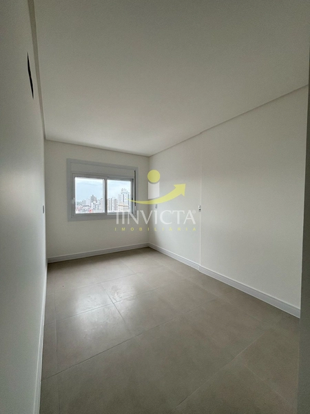 Apartamento com 2 suítes disponível para locação anual.: 8ª foto da galeria de imagens do imóvel