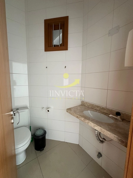 Loja comercial disponível para locação anual no centro.: 5ª foto da galeria de imagens do imóvel