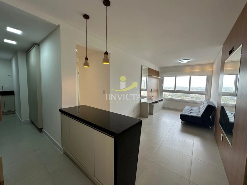 Apartamento com 2 suítes disponível para locação anual.: 1ª foto da galeria de imagens do imóvel