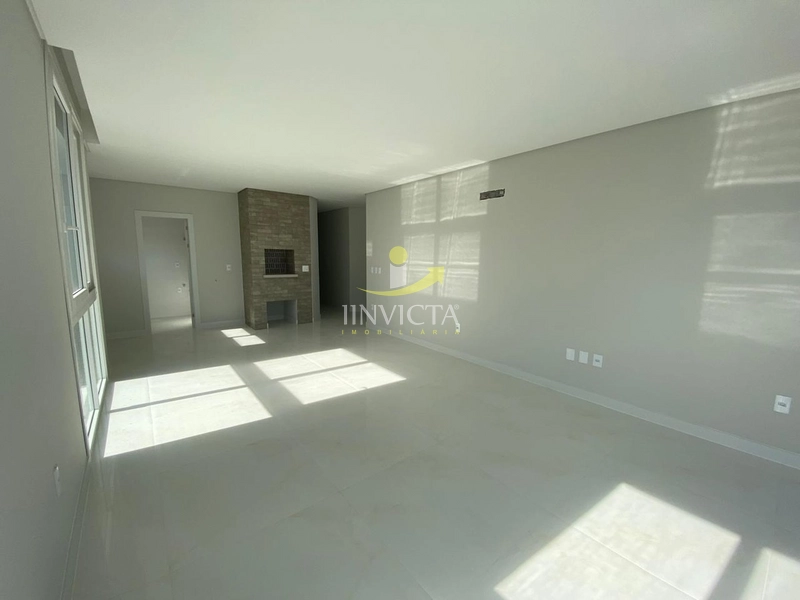APARTAMENTO DE FRENTE PRONTO PARA MORADIA NO CENTRO DE CAPÃO: 3ª foto da galeria de imagens do imóvel