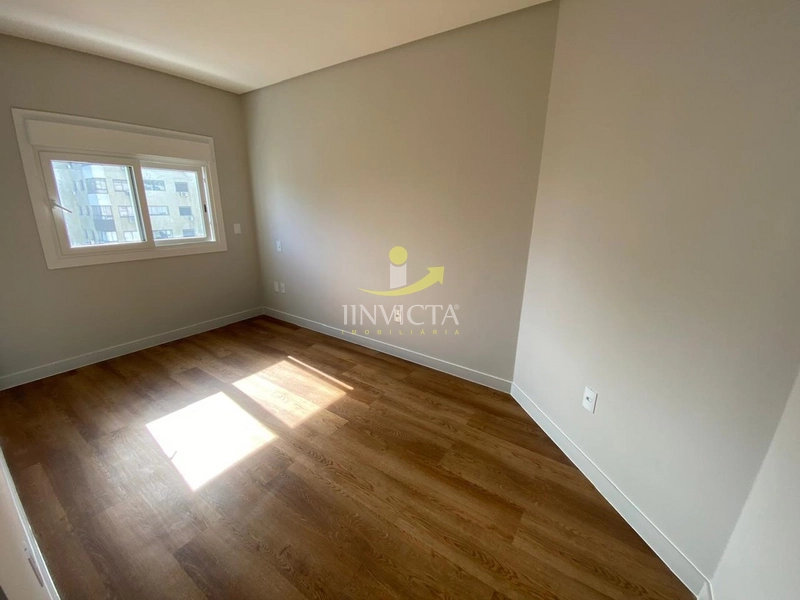 APARTAMENTO DE FRENTE PRONTO PARA MORADIA NO CENTRO DE CAPÃO: 5ª foto da galeria de imagens do imóvel