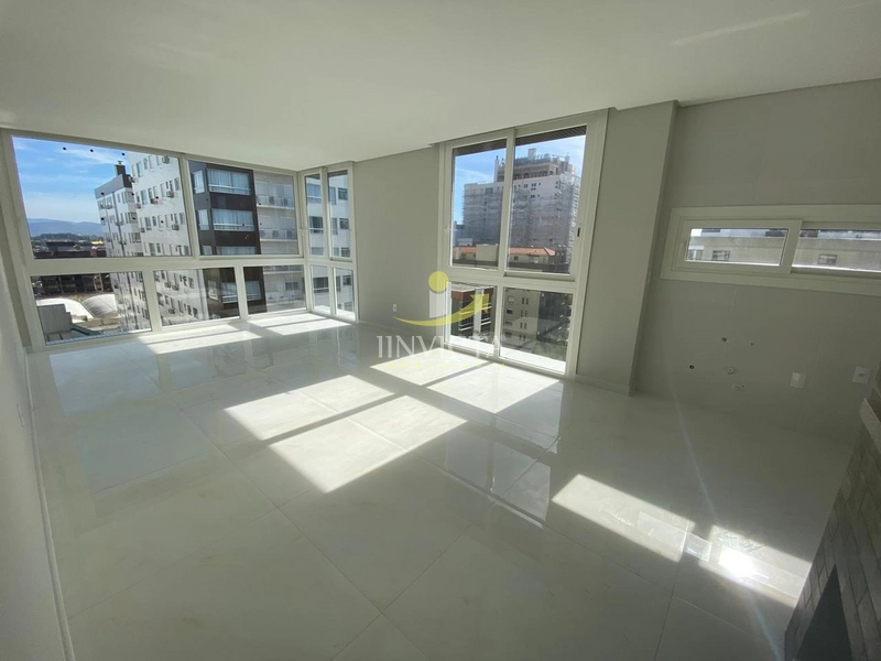 APARTAMENTO DE FRENTE PRONTO PARA MORADIA NO CENTRO DE CAPÃO: 1ª foto da galeria de imagens do imóvel