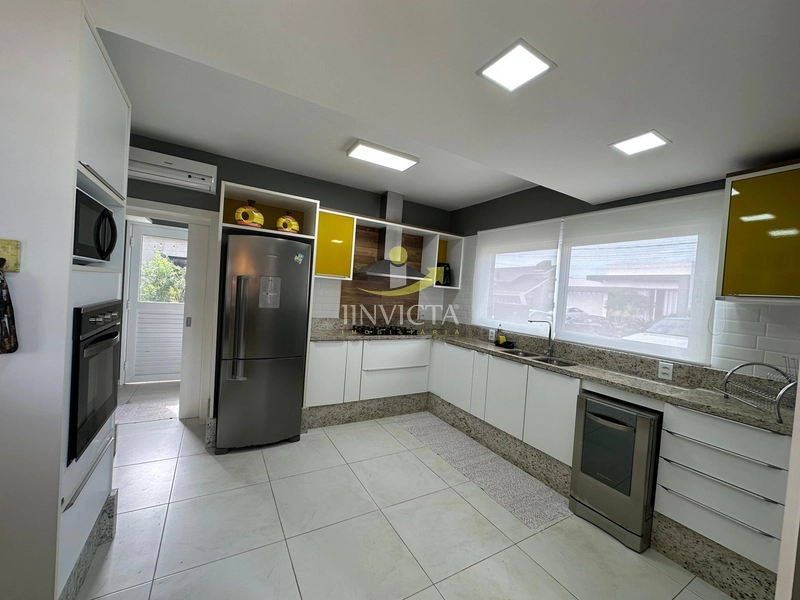 Casa em Condomínio para Locação Anual – 4 Dormitórios | Mobiliada.: 14ª foto da galeria de imagens do imóvel