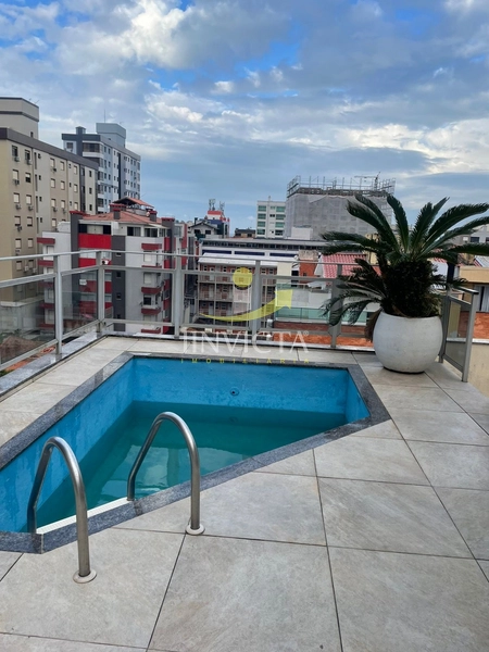 EXCELENTE COBERTURA COM PISCINA BEM NO CENTRO EM CAPÃO DA CANOA!!1: 1ª foto da galeria de imagens do imóvel