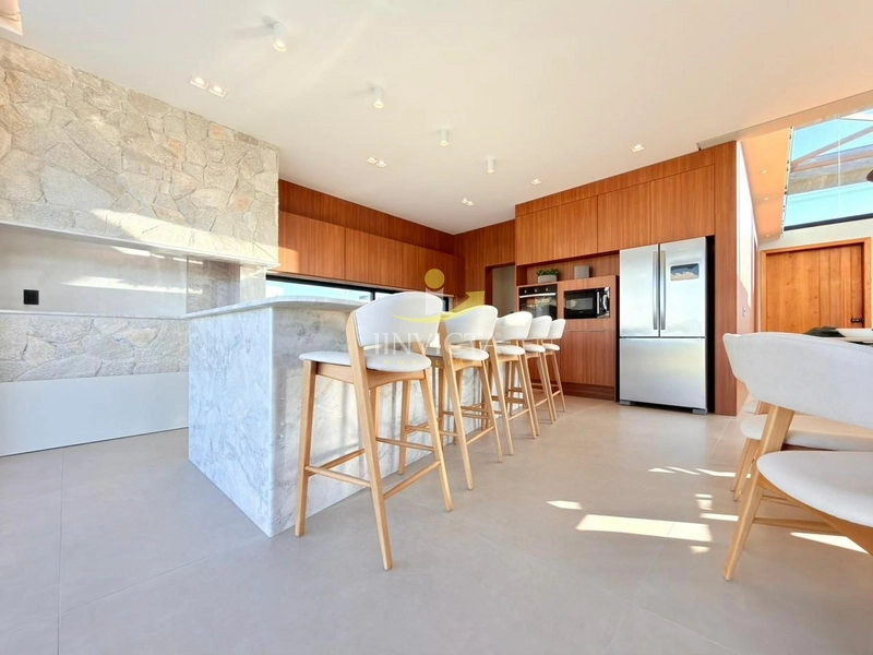 SOBRADO À BEIRA LAGO  ALTO PADRÃO - MOBILIADO & DECORADO!!!: 14ª foto da galeria de imagens do imóvel