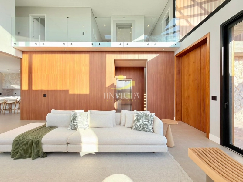 SOBRADO À BEIRA LAGO  ALTO PADRÃO - MOBILIADO & DECORADO!!!: 5ª foto da galeria de imagens do imóvel