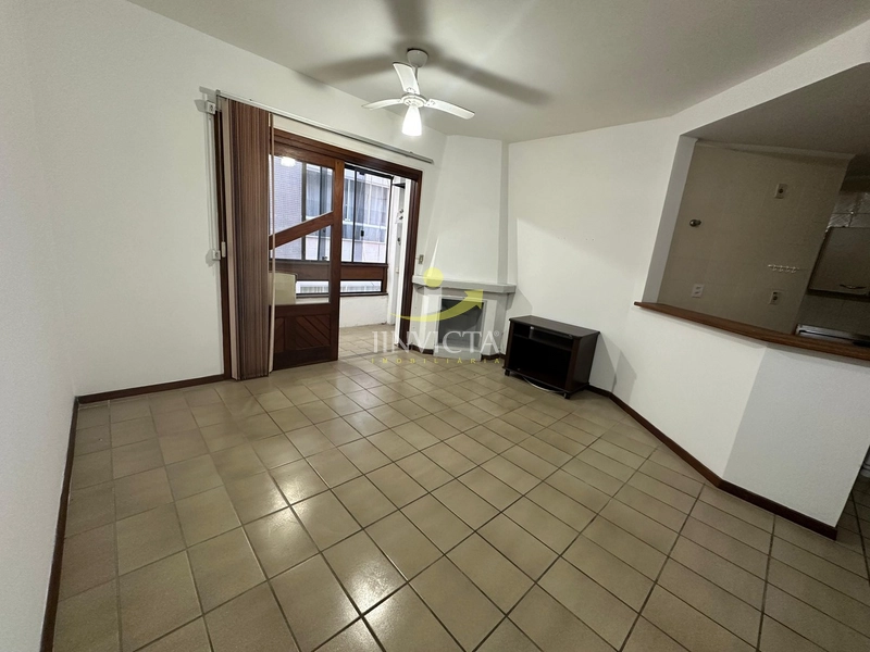 Apartamento de 1 dormitório com vaga de garagem.: 1ª foto da galeria de imagens do imóvel