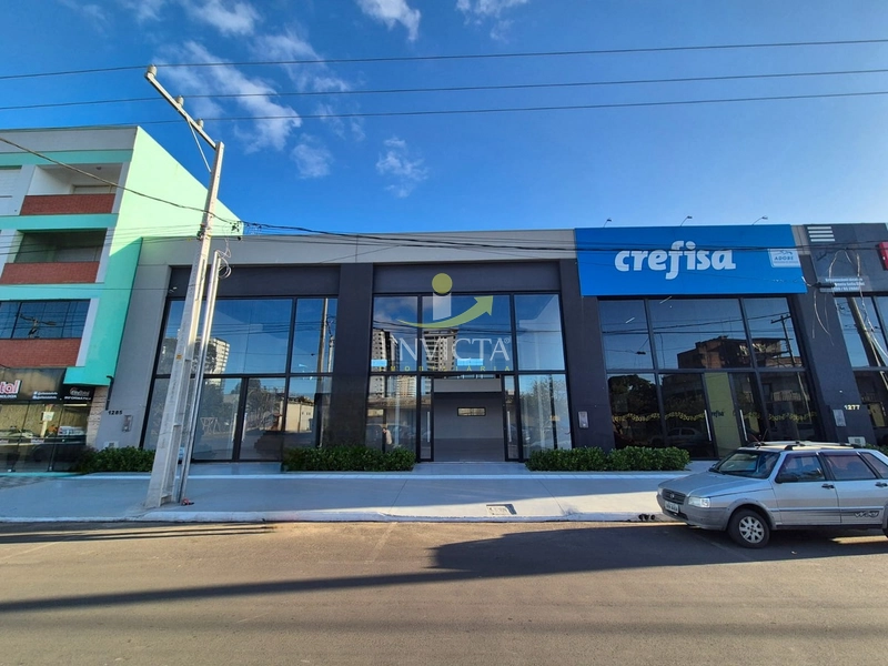 Loja disponível para locação anual no centro de Tramandaí.: 1ª foto da galeria de imagens do imóvel