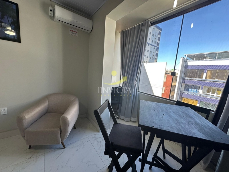 Apartamento de 1 dormitório no centro.: 1ª foto da galeria de imagens do imóvel