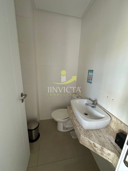 Loja disponível para locação anual na Av. Central de Atlântida.: 3ª foto da galeria de imagens do imóvel