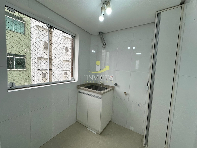 Apartamento de 2 dormitórios disponível para locação anual.: 7ª foto da galeria de imagens do imóvel