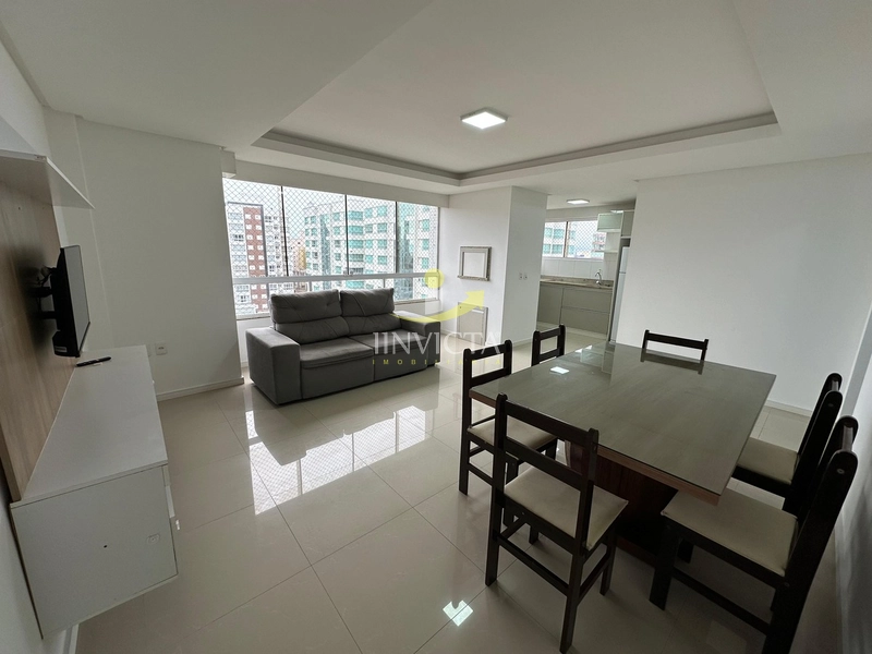 Apartamento de 2 dormitórios disponível para locação anual.: 1ª foto da galeria de imagens do imóvel