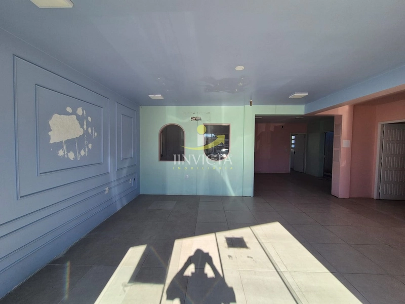 Casa Comercial Aluguel Anual no centro!!: 2ª foto da galeria de imagens do imóvel