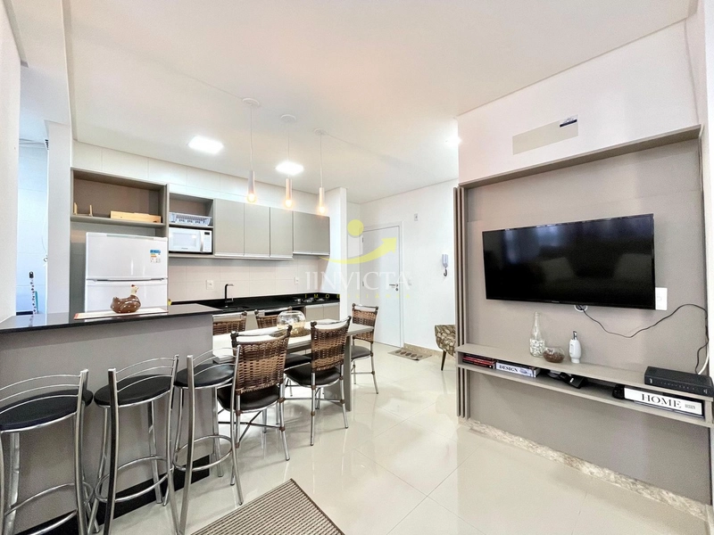 Apartamento de 2 dormitórios disponível para locação anual.: 1ª foto da galeria de imagens do imóvel