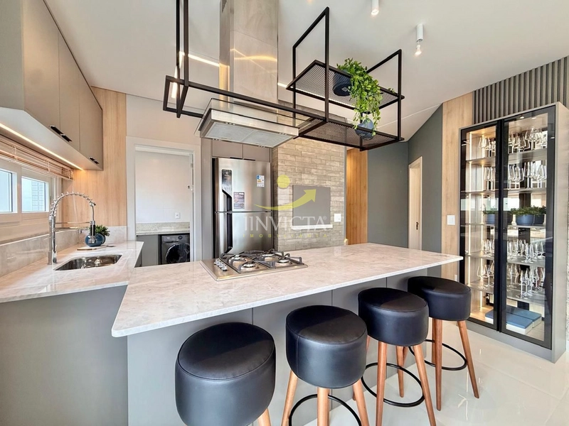 APARTAMENTO 3 SUÍTES, MOBILIADO E DECORANO NO CENTRO!: 9ª foto da galeria de imagens do imóvel