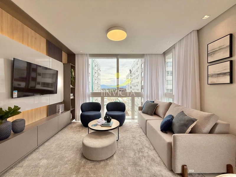 APARTAMENTO 3 SUÍTES, MOBILIADO E DECORANO NO CENTRO!: 2ª foto da galeria de imagens do imóvel