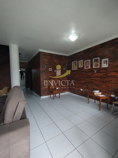 Casa comercial disponível para locação anual.: 6ª foto da galeria de imagens do imóvel