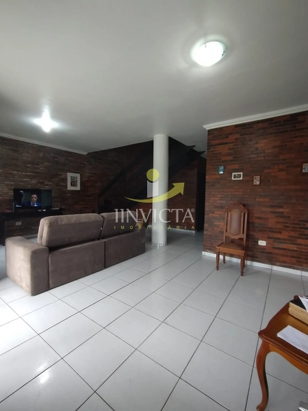 Casa comercial disponível para locação anual.: 5ª foto da galeria de imagens do imóvel