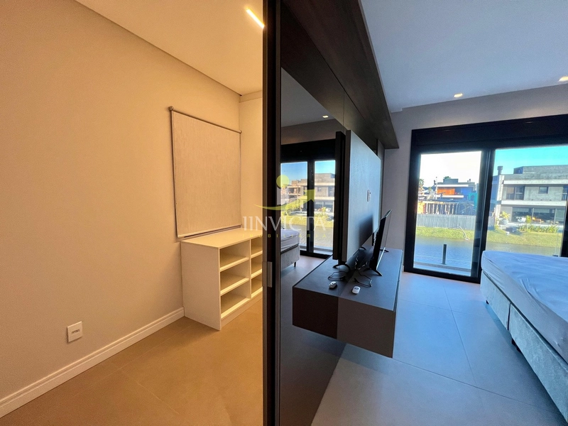 Casa com 4 suítes disponível para locação de temporada.: 11ª foto da galeria de imagens do imóvel