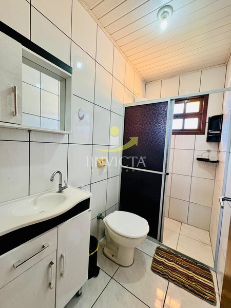 Casa com 2 quartos disponível para locação anual.: 5ª foto da galeria de imagens do imóvel
