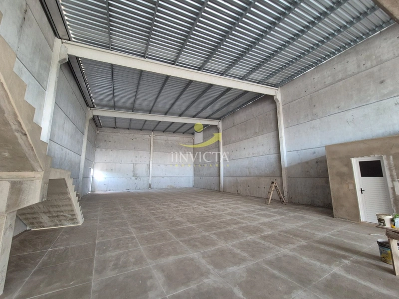 Loja disponível para locação anual.: 7ª foto da galeria de imagens do imóvel