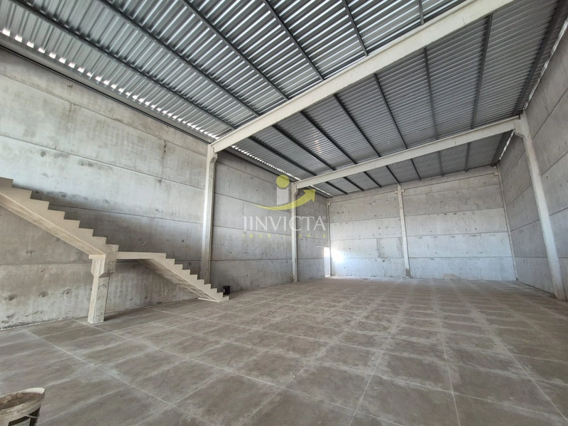 Loja disponível para locação anual.: 9ª foto da galeria de imagens do imóvel