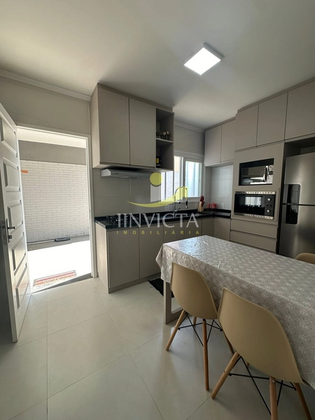 Casa com 3 dormitórios disponível para locação de temporada.: 4ª foto da galeria de imagens do imóvel