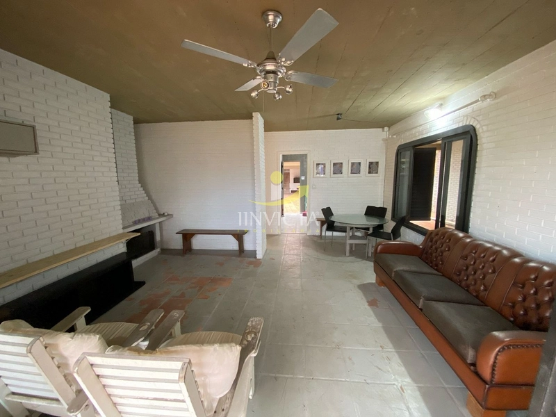 Casa comercial disponível para locação anual.: 10ª foto da galeria de imagens do imóvel