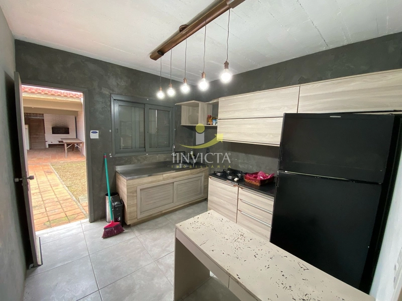 Casa comercial disponível para locação anual.: 11ª foto da galeria de imagens do imóvel