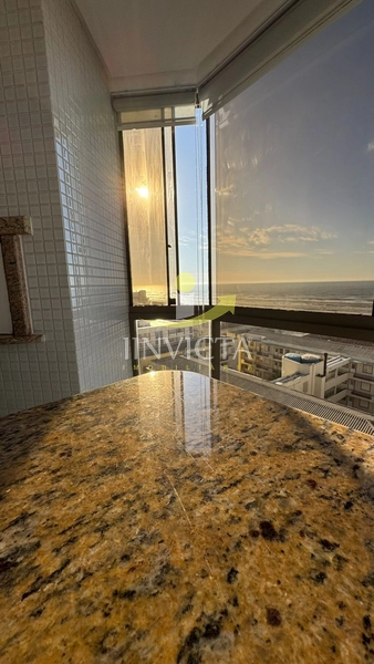 APARTAMENTO MOBILIADO COM 3 DORMITÓRIOS, CENTRO 50 METROS DO MAR!: 10ª foto da galeria de imagens do imóvel